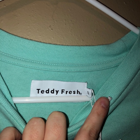 SOLD ON MER-CARI - Picture 7 of 8